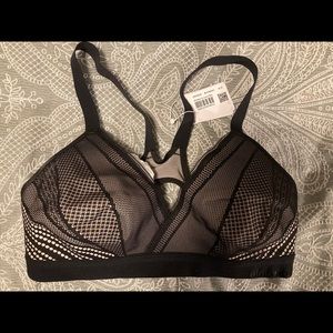 NWT Lululemon Awake to Lace Bra 32D